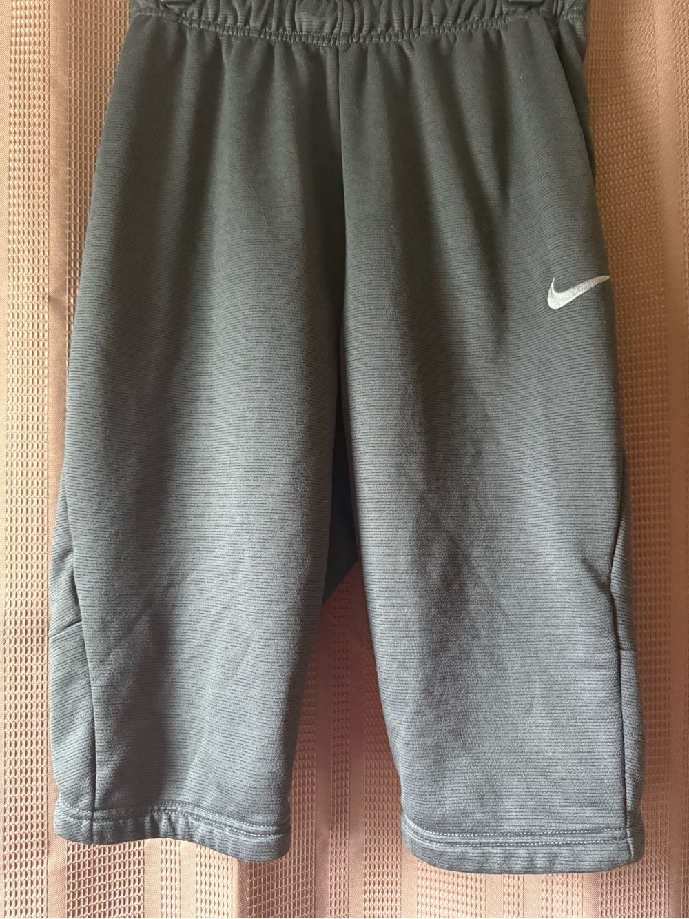Nike Therma-FIT Men's Micro-Ribbed Training Shorts - Gray (Size M) 860367-032